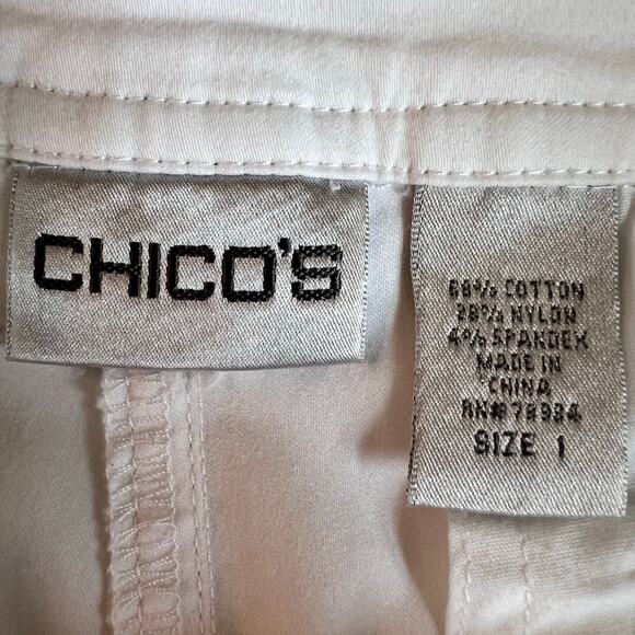 Chico's Women's white pants size 1 (Medium 8) crop pants casual - Picture 3 of 4